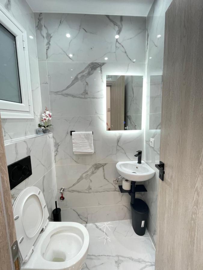 Zeos Finest Jacuzzi Suite Athena Bagian luar foto