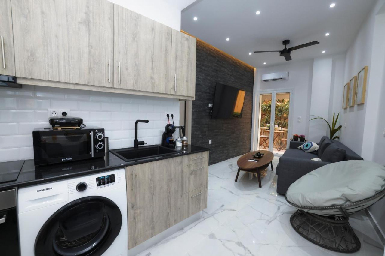 Zeos Finest Jacuzzi Suite Athena Bagian luar foto