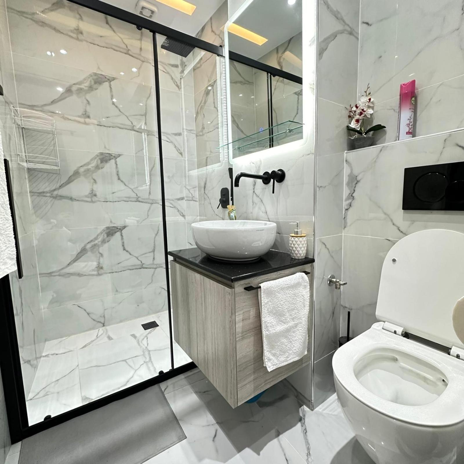 Zeos Finest Jacuzzi Suite Athena Bagian luar foto